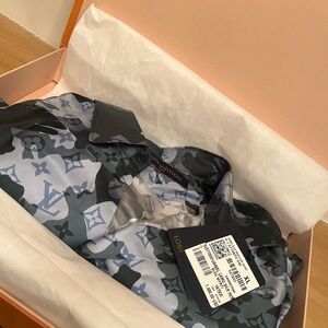 Men’s XL dress shirt camouflage style blues Louis Vuitton